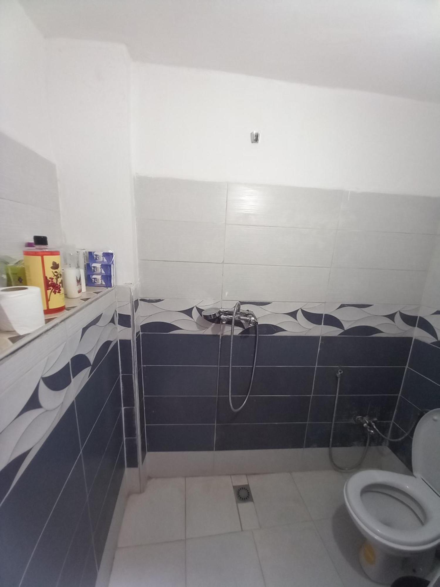 Juli'S Bed & Breakfast Marrakesh Bagian luar foto