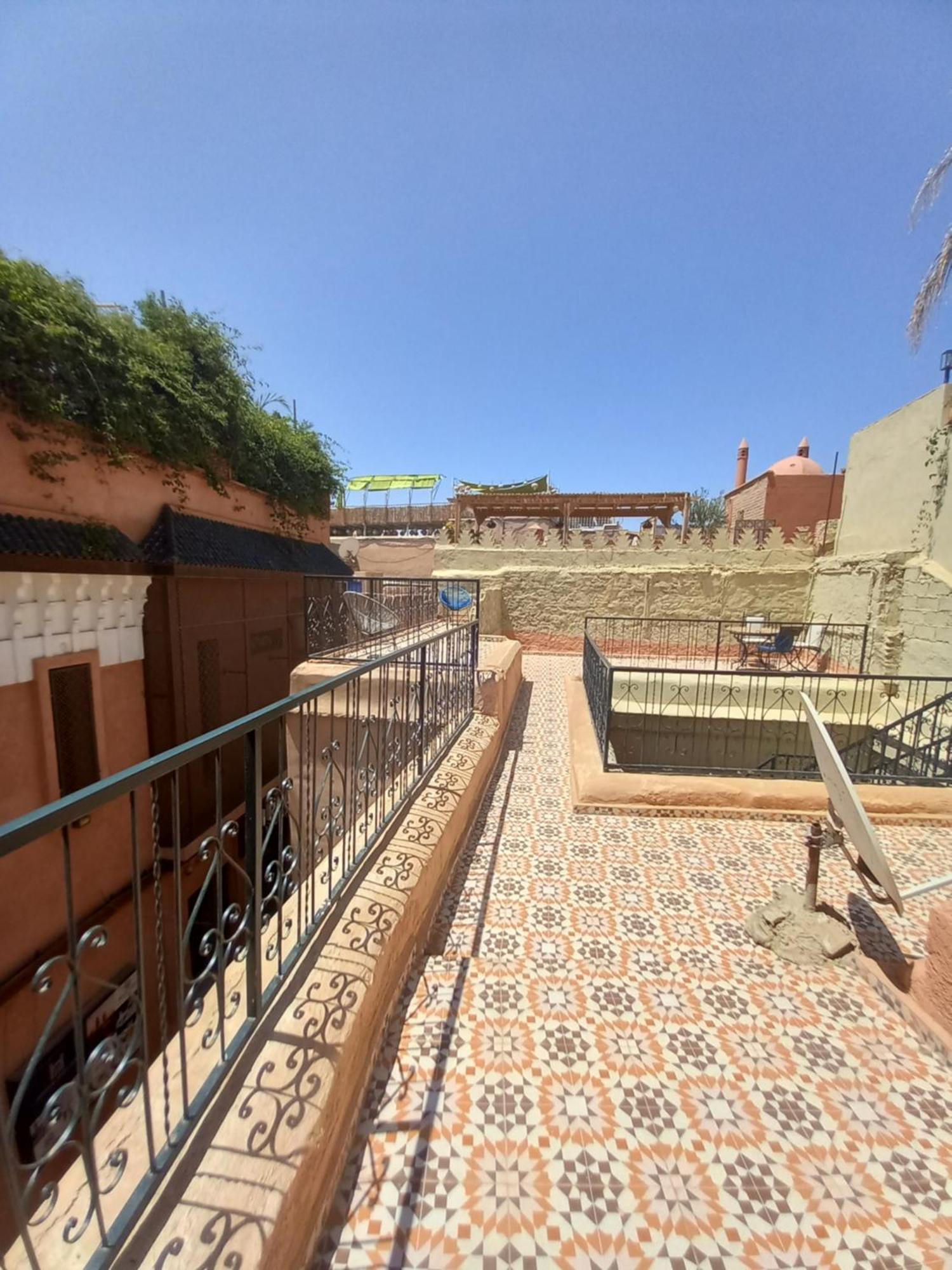 Juli'S Bed & Breakfast Marrakesh Bagian luar foto