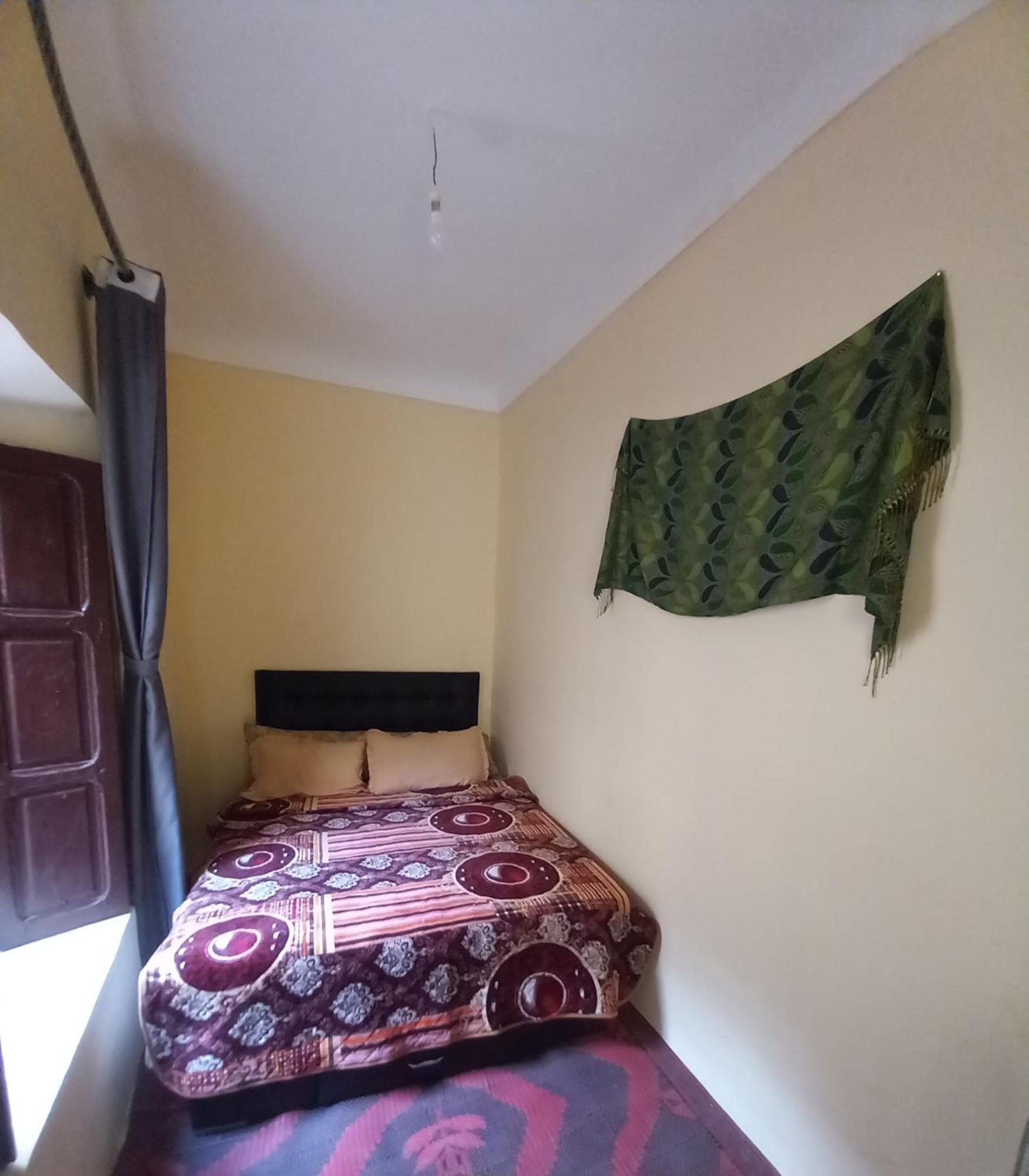 Juli'S Bed & Breakfast Marrakesh Bagian luar foto