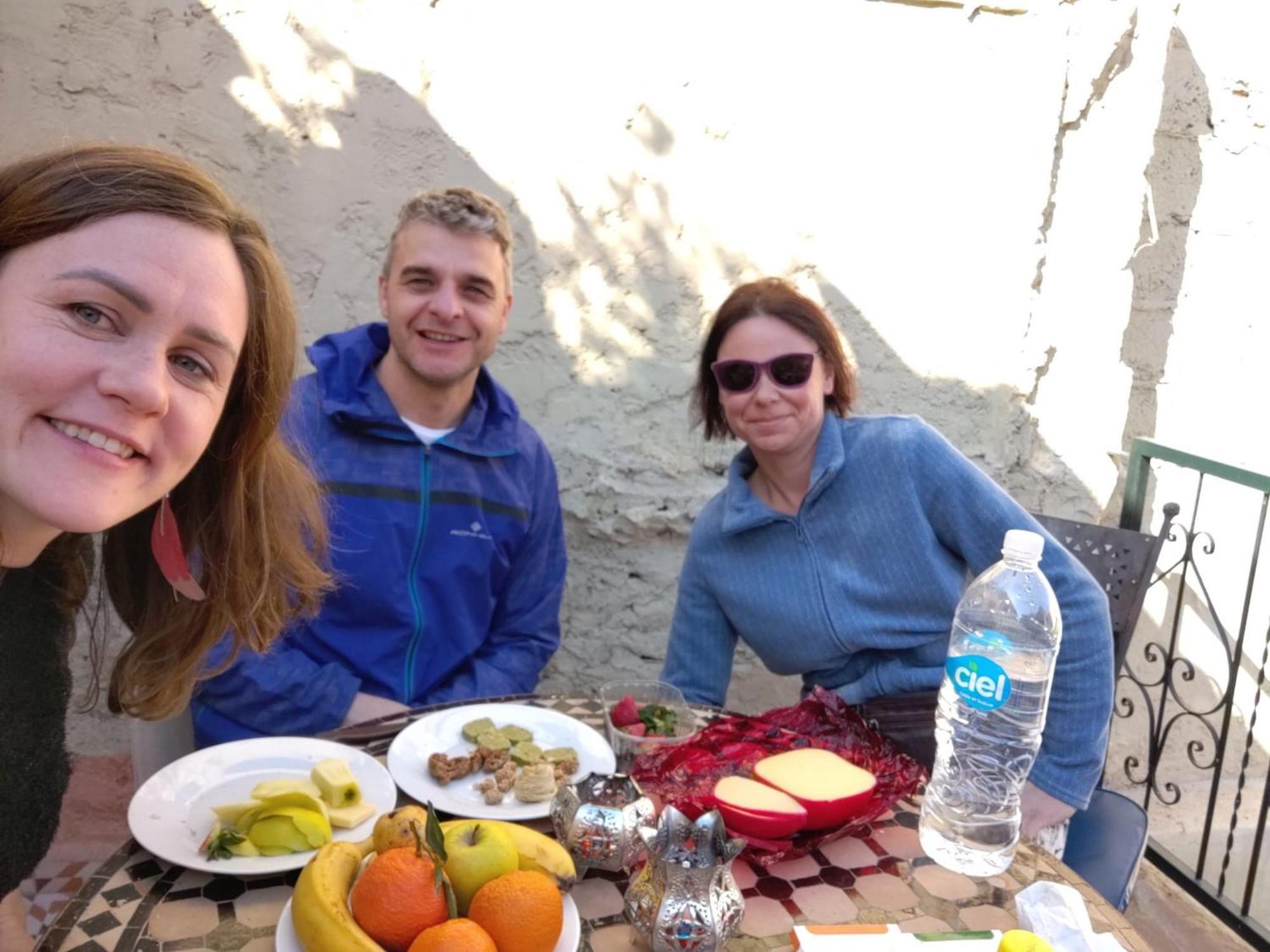 Juli'S Bed & Breakfast Marrakesh Bagian luar foto